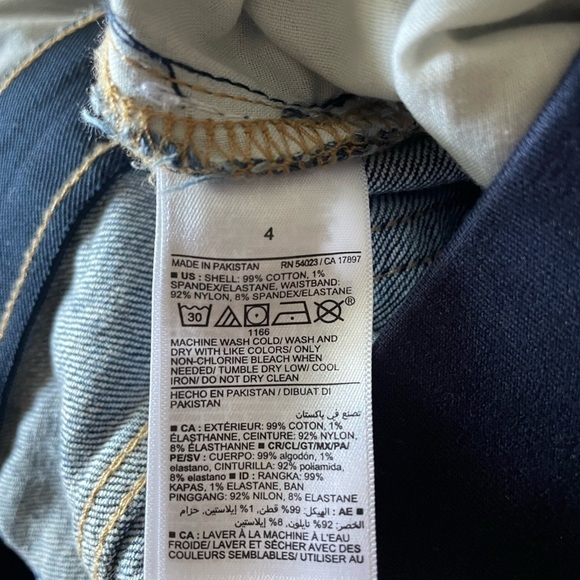 Old Navy Maternity Front Low Panel O.G. Straight Cuffed Jean Shorts 4 NEW - Picture 8 of 10